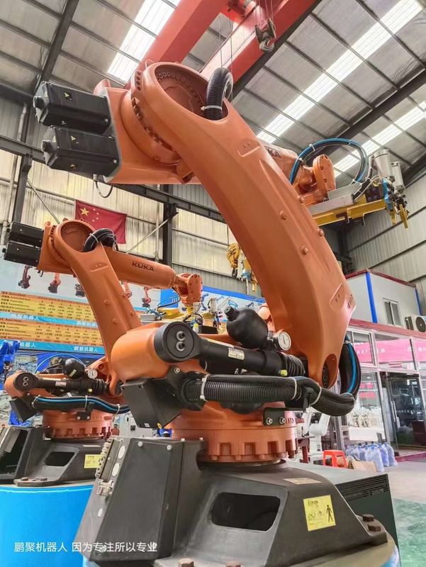 Précision KUKA KR210 R2900 Robot industriel 210 kg de charge utile et 2900 mm de portée pour couper la charge et la manutention des matériaux