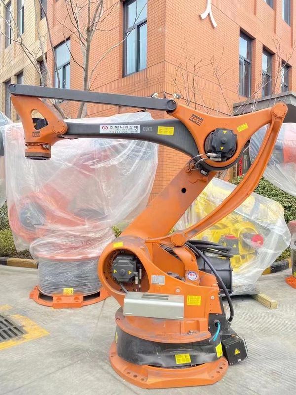 Robot de palletisation d'axe de Kuka KR100-2PA quatre avec l'envergure de bras de la charge 500kg de 3200mm