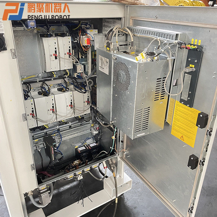 KR210 Robot de palettisation pour 6 axes et étage pour charges lourdes