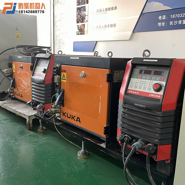 Robot de soudure automatique d'axe de Kuka KR5R1400 six avec l'envergure de bras 1400mm et la charge 5kg
