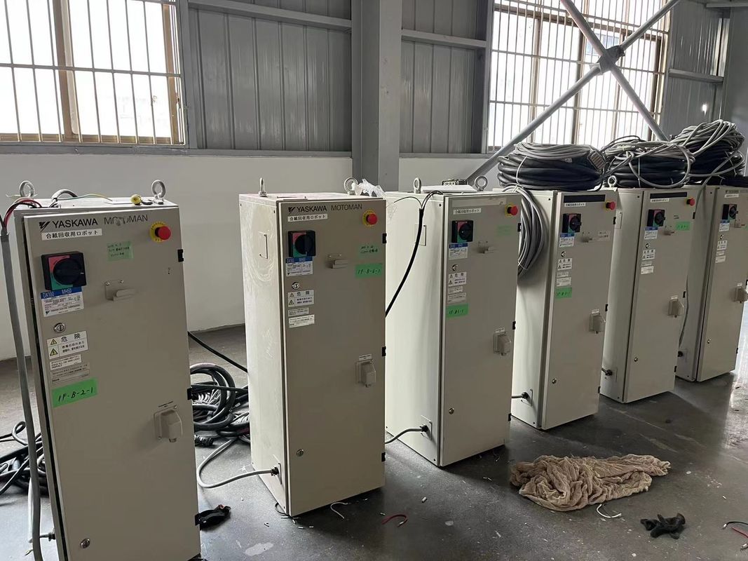 MH50 Robots YASKAWA utilisés ±0,07 mm Répétabilité pour le retrait et la coupe de matériaux