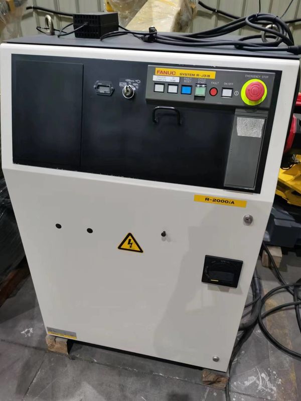 R-2000iA/165F Machine de soudage à barres d'arc tiré pour le transfert des sacs d'emballage de l'emballage