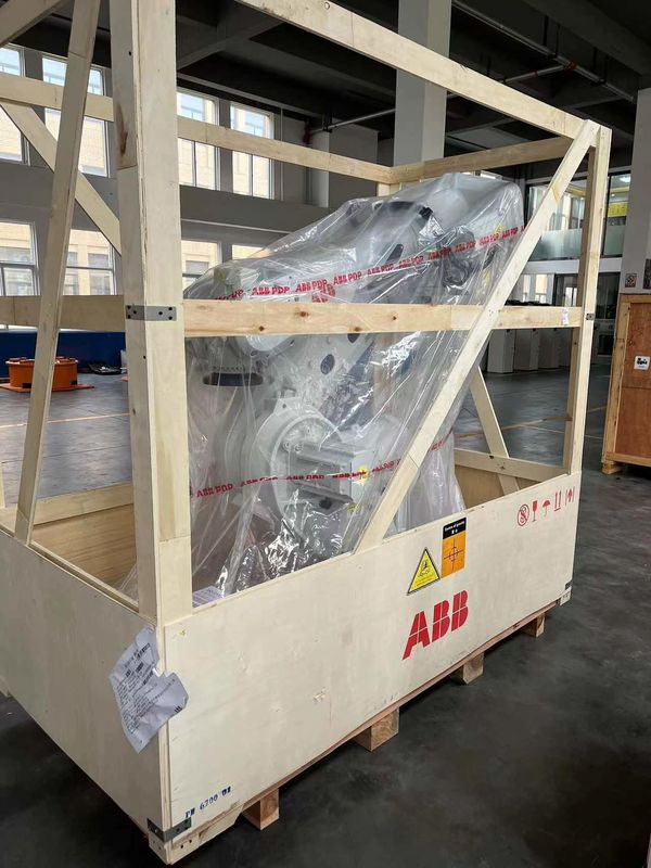 NEW ABB IRB 4600-60 / 2.05 M2004 Pièces de chargement, Traitement de l' usine Mesure de la charge utile 60 kg
