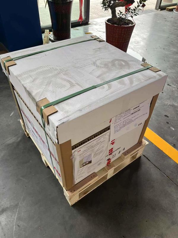 NEW ABB IRB 4600-60 / 2.05 M2004 Pièces de chargement, Traitement de l' usine Mesure de la charge utile 60 kg