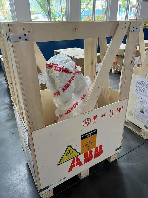 NEW ABB IRB 1200 (5/0.9), 5kg de charge utile, IRB 1200-7/0.7, Manipulation des pièces, Polissage, Mesure, Montage des pièces