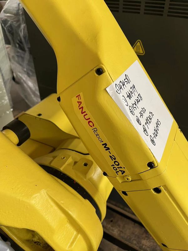 FANUC M-20iA/10L, charge utile de 10 kg, portée de 2009 mm, robots de manutention de matériaux de soudage à arc, robots d'usinage, chargement
