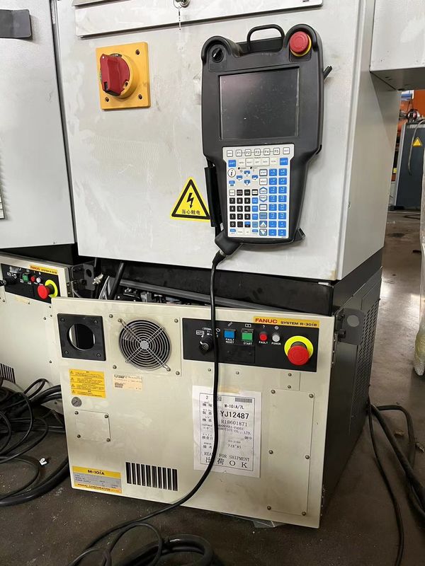 FANUC M-10iA/7L, charge utile de 7 kg, portée de 1633 mm, soudage à l' arc Chargement et déchargement de pièces