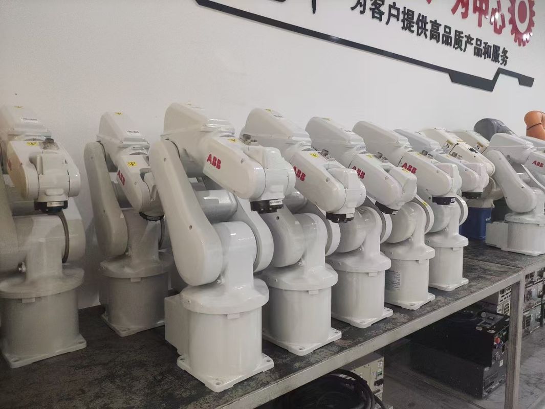 Assembly Used KUKA Robots KR210 Prime Featuring Body Weight 1267kg Perfect for Automated Manufacturing and Assembly Lines