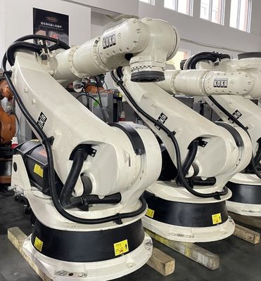 L'axe 6 a utilisé les robots de soudure industriels multifonctionnels des robots KR150-2 2000 de Kuka