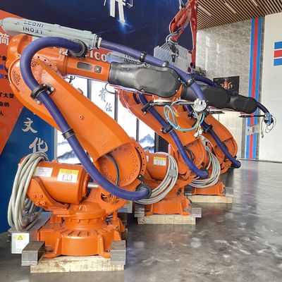 L'axe 6 a utilisé le robot industriel ABB6640-235/2.55 de soudage par points de robots d'ABB multifonctionnel