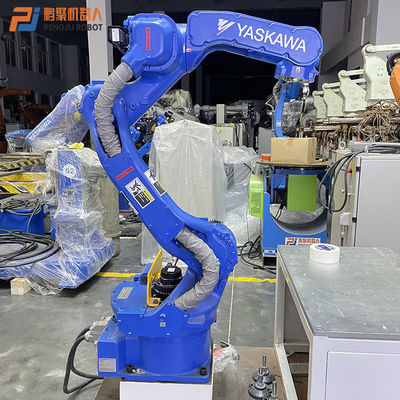 Robots utilisés à l'envers de YASKAWA chargeant déchargeant six robots industriels Yaskawa MH12 d'axe