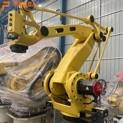 Utilisé 4 robots de empaquetage industriels du robot FANUC M-410iC/110 Fanuc d'axe