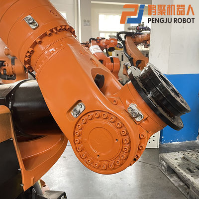 Utilisé robot de palettisation Kuka avec communication Profinet robot de chargement de manutention automatique de palettisation