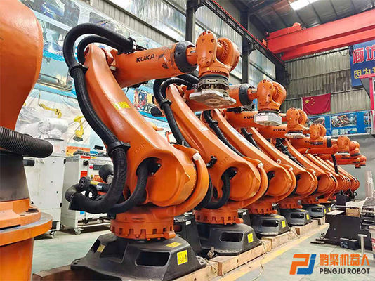 2700 mm de portée KUKA KR210 Robots KUKA utilisés à 6 axes pour une sculpture précise, un broyage efficace et une palettisation sans faille