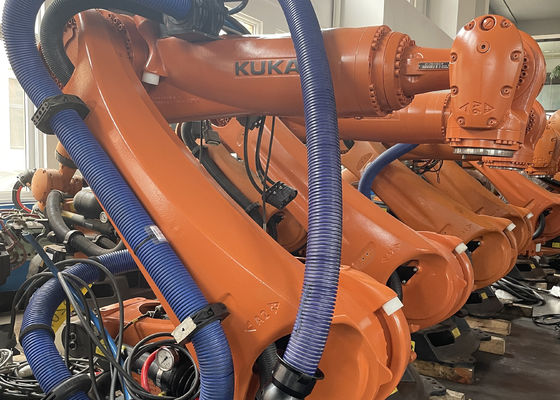 IP 65 Sécurité KR210 Robot de palettisation La solution parfaite pour les besoins d'emballage acheter et de profit! KUKA KR210 avec 2700 mm ultra-longue portée, entièrement adapté aux applications industrielles