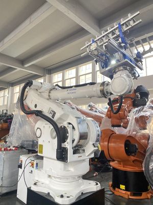 Occasion Yaskawa axes multifonctionnel de manipulation et de palletisation de CR165 de robot six