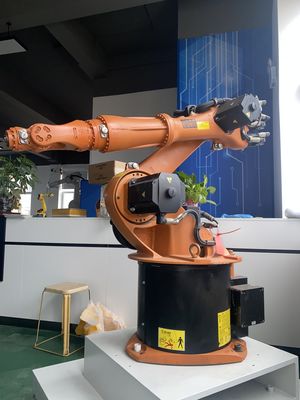XP KR16L6 6 kg Charge utile 6 axes Robot ARC applications de soudage et de coupe sous-ensembles automobiles palettisation coupe