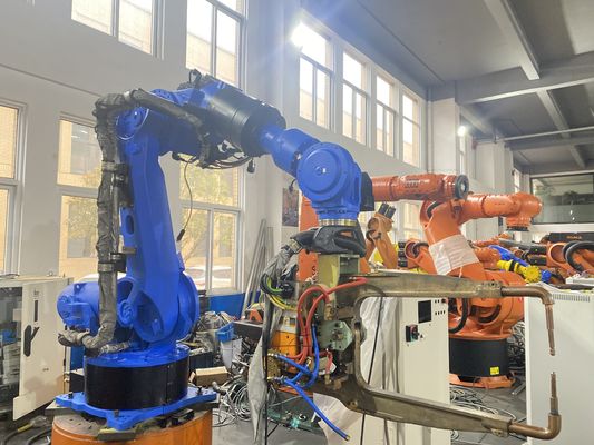 Robot de soudage à la pointe Yaskawa ES200N d'occasion