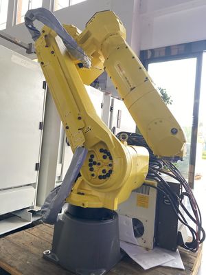 Robots de soudage avec 6 axes et contrôleur Poids 140 kg