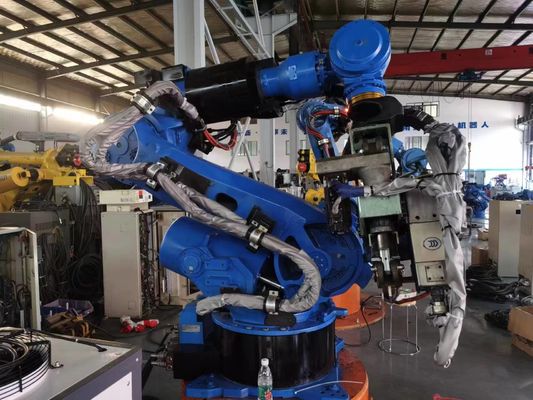 2650 mm portée et répétabilité ± 0,2 mm Machine automatique de soudage par points Yaskawa ES200D pour le soudage industriel / palettisation