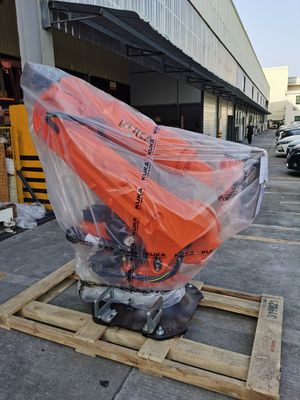 Nouveau KUKA KR210 R2700, KRC4, charge de 210 kg, atteindre 2700 mm, palettisation, assemblage, chargement et déchargement de pièces, éducation