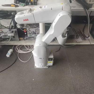 ABB IRB 1200 (5/0.9) Robot pour le traitement des pièces, le polissage, la mesure, l' assemblage des pièces