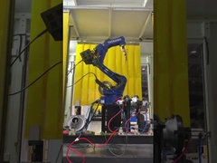 Le robot de soudage à l'arc industriel utilisé par ABB est un palettiseur IRB1600-10/1.45